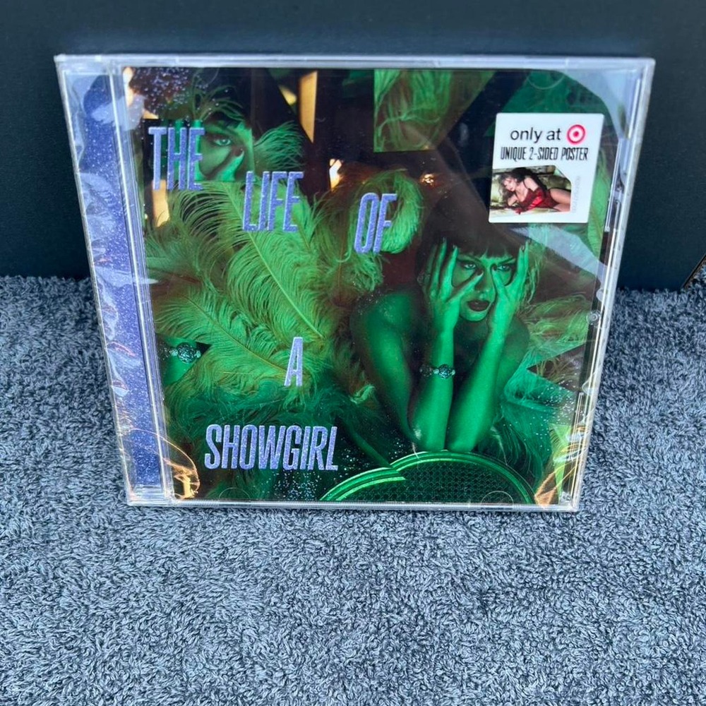 Taylor Swift: The Life of a Showgirl CD